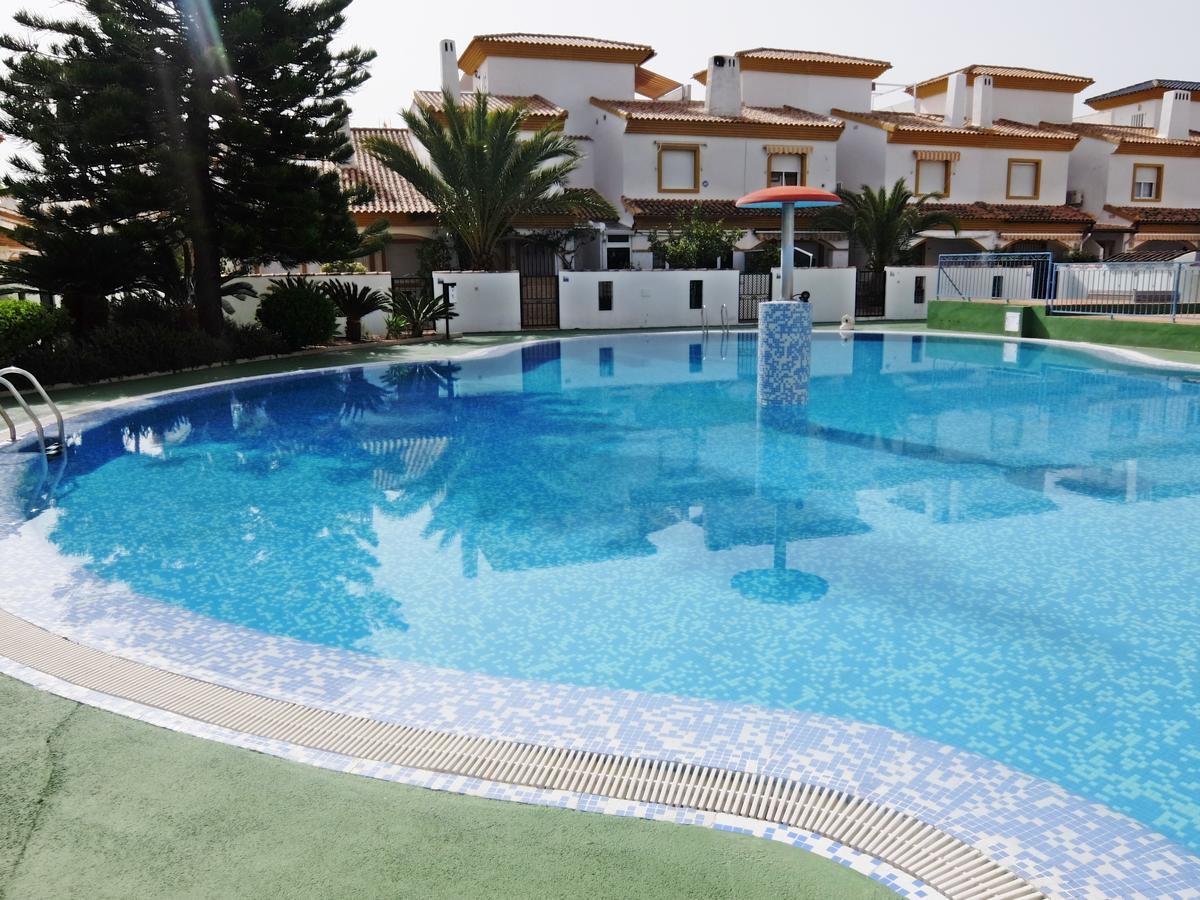 Apartamento Familiar Junto A La Playa De San Fernando - Oliva Exterior photo