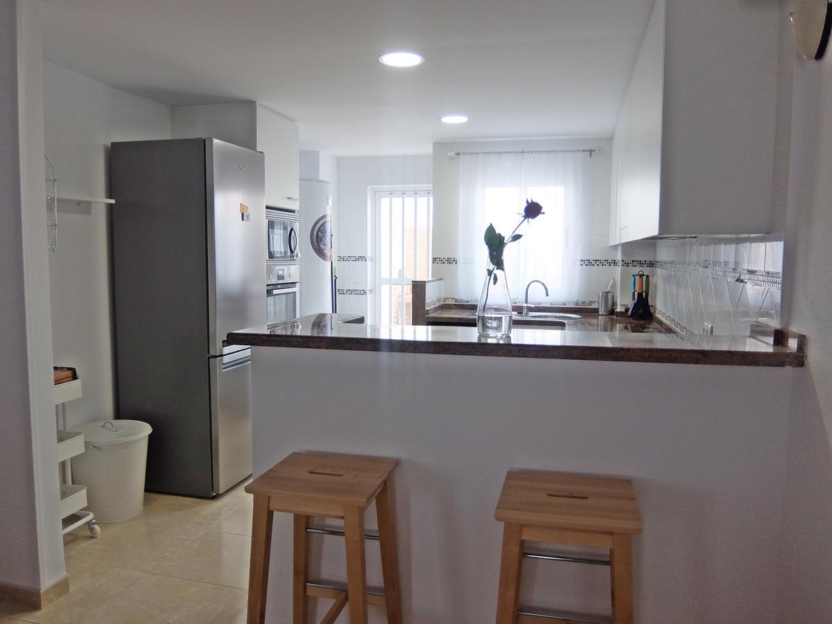 Apartamento Familiar Junto A La Playa De San Fernando - Oliva Exterior photo